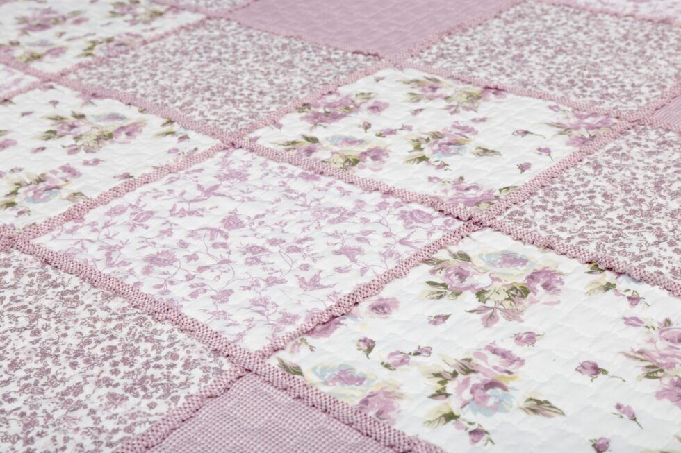 ROMANCE bedspread made of polyester-Tagesdecke ROMANCE aus Polyester-2013761-150/200,200/220