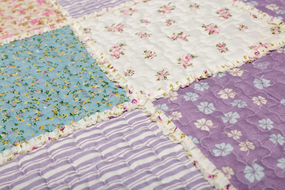 ROMANCE bedspread made of polyester-Tagesdecke ROMANCE aus Polyester-2014547-150/200,200/220