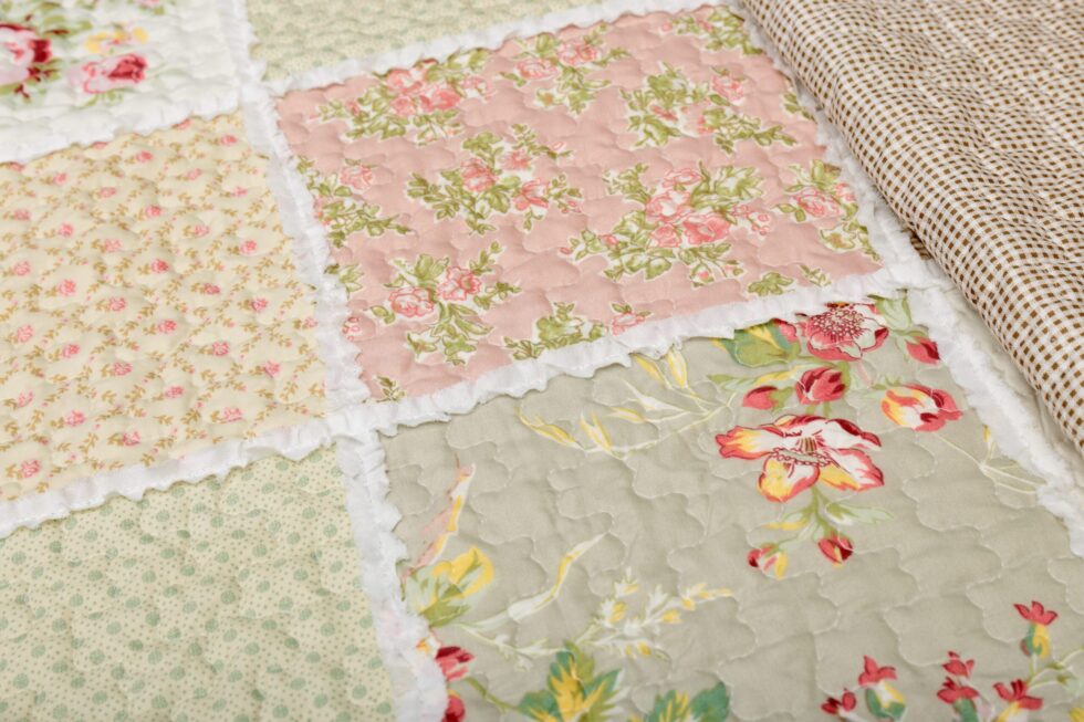 ROMANCE bedspread made of polyester-Tagesdecke ROMANCE aus Polyester-2014555-150/200,200/220